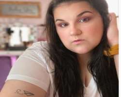 The star is a tattoo lover and has engraved a small tattoo on her arm.